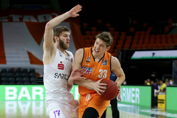 同时也改变 同时也改变